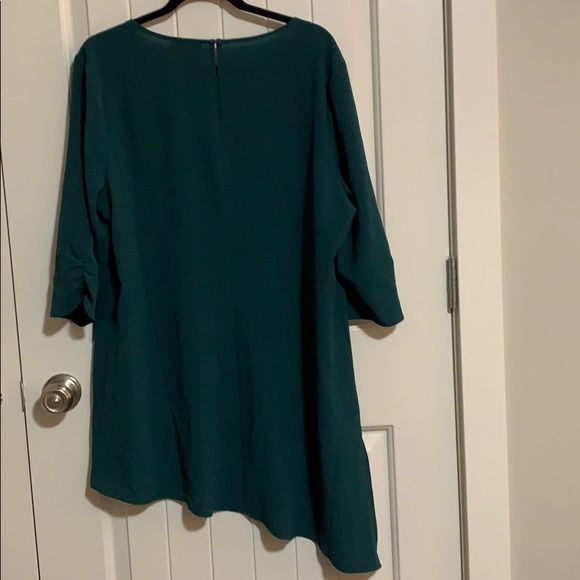 le chateau tunic. Dark green. High low. Plus size - Picture 6 of 8